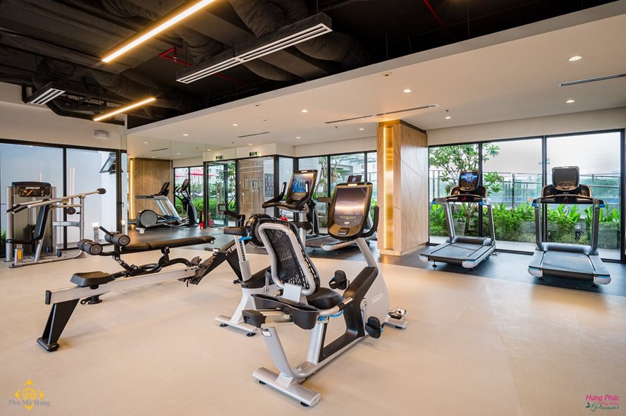 Gym.jpg Gym.jpg