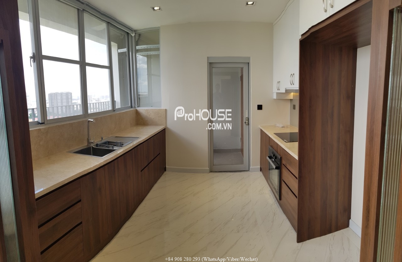 Penthouse-in-Phu-My-Hung-For-rent-008-1.jpg